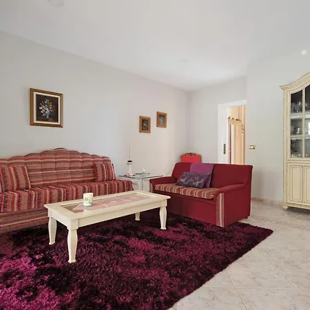 V Vacacional Con Encanto Дом отдыха